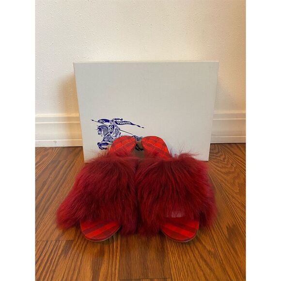 Burberry Minnie Women's Red Shearling Leather high heel sandals Size 36/6 - Picture 2 of 6